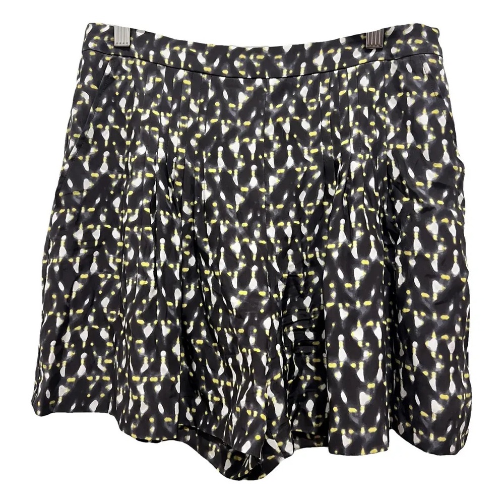 Halston Silk Shorts Brown, White Multicolor Printed Petals Dressy Shorts Size 8 - Picture 2 of 11